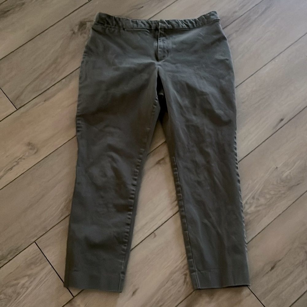 Cropped pants